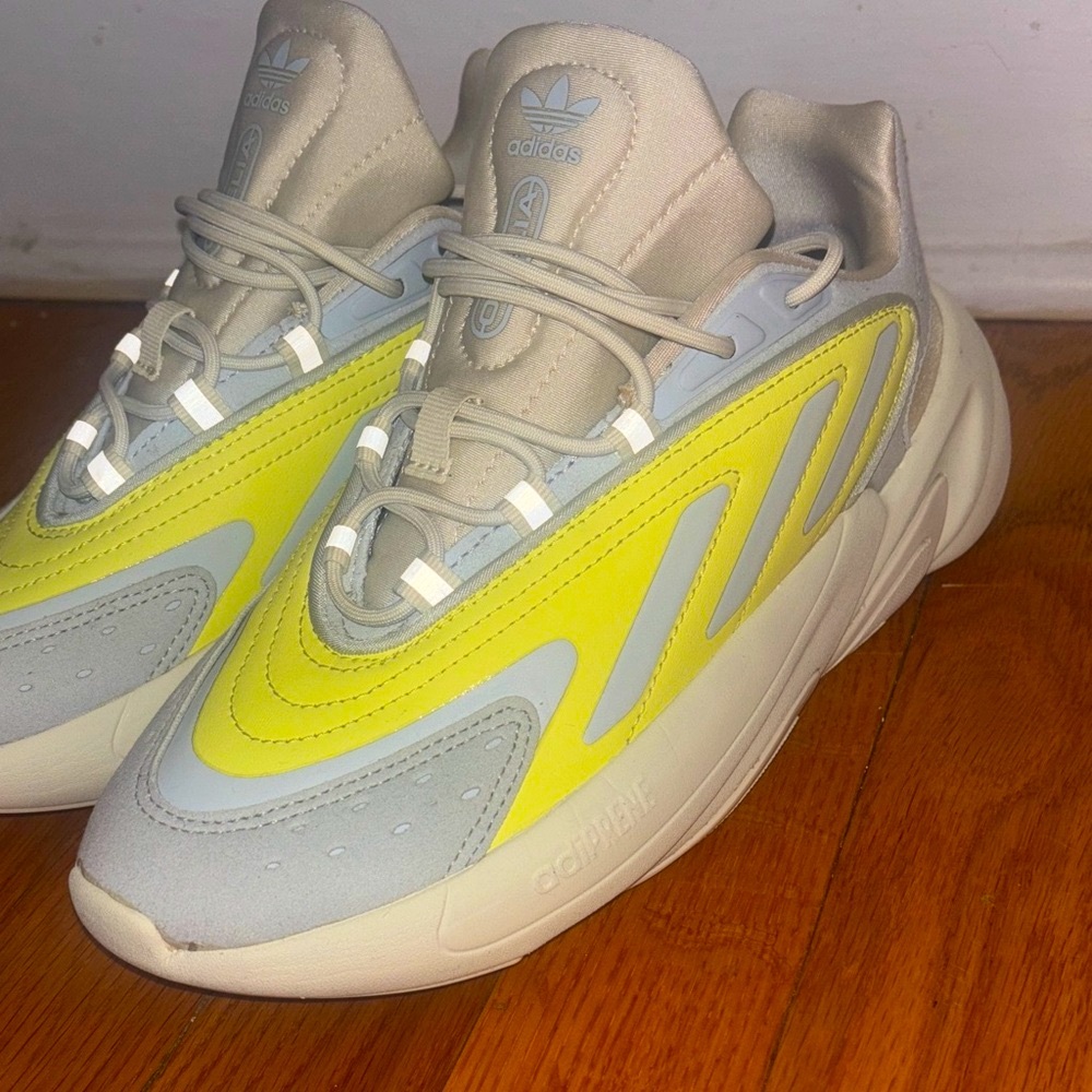 Adidas Originals Ozelia Yellow Grey Women’s Size 5.5